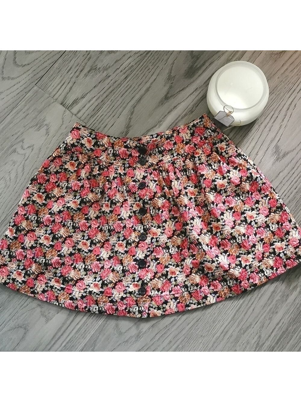 Forever 21 floral  girly cottagecore mini skirt. Size small